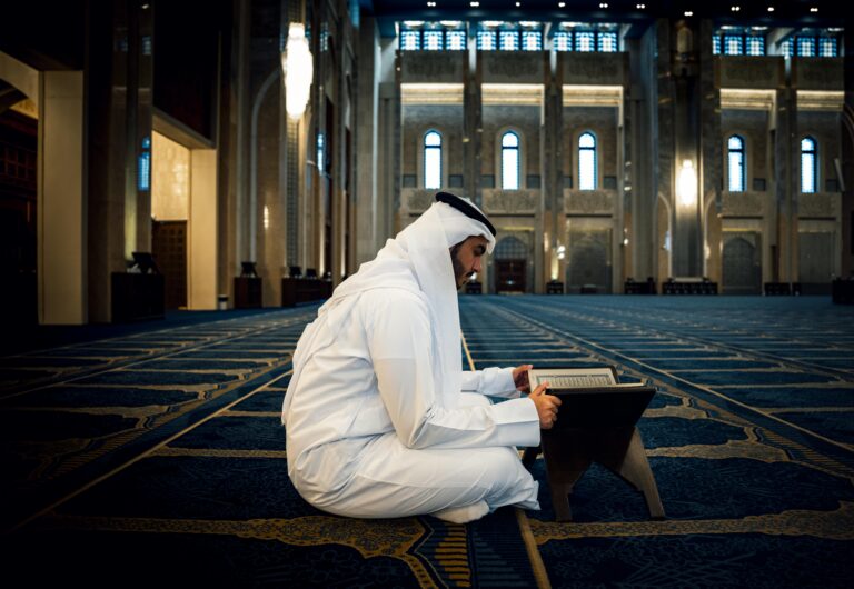 Daily Duas for Reverts — Essential Supplications
